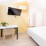 Cityu - Grazioli 27 Centro Con Parcheggio Privato Gratuito 아파트 *